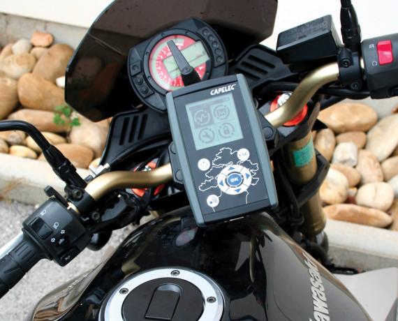équipements de contrôle moto